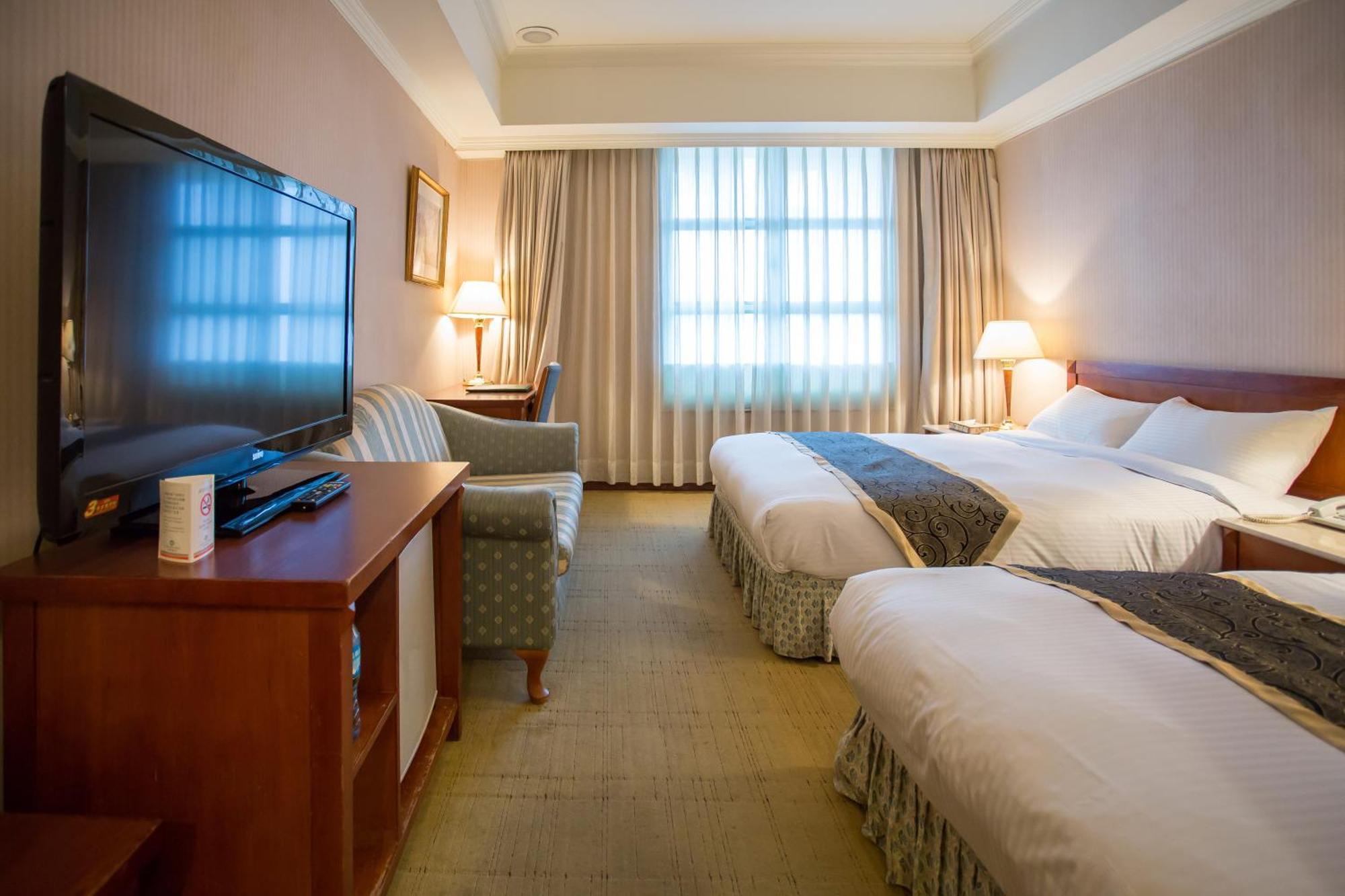 Grand Boss Hotel Yilan Room photo