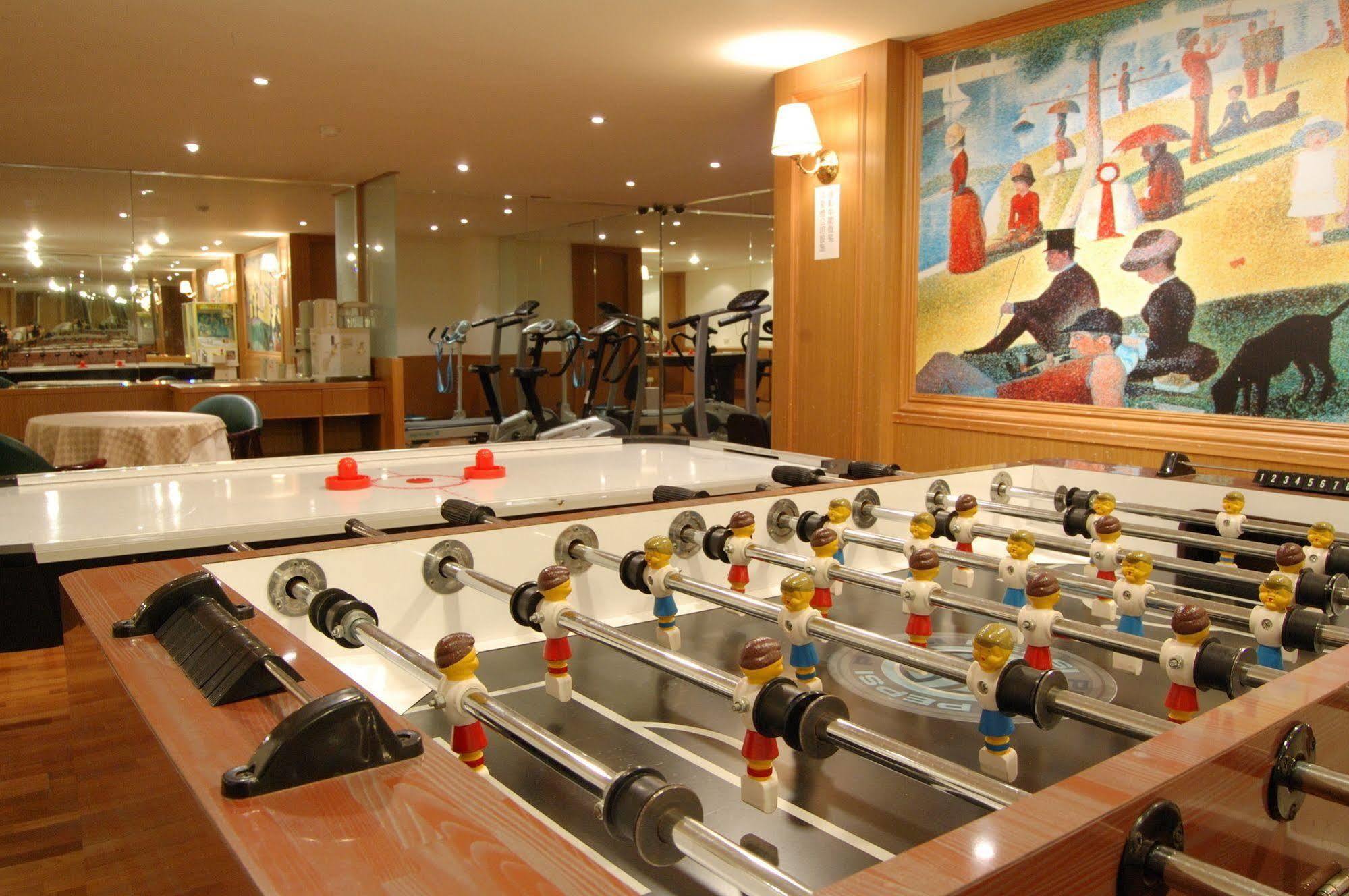 Grand Boss Hotel Yilan Exterior photo