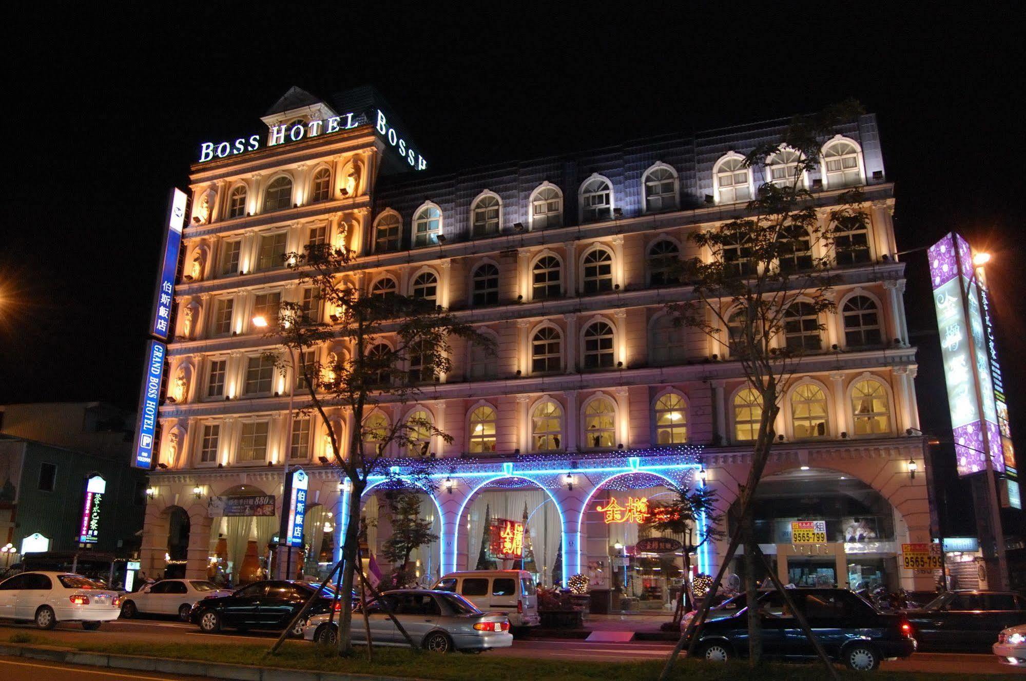 Grand Boss Hotel Yilan Exterior photo